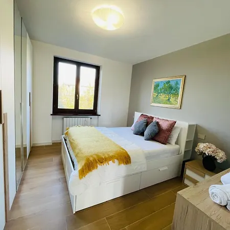 Apartment Flat In San Gregorio With Pool