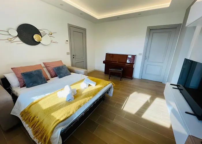 Flat In San Gregorio With Pool شقة *